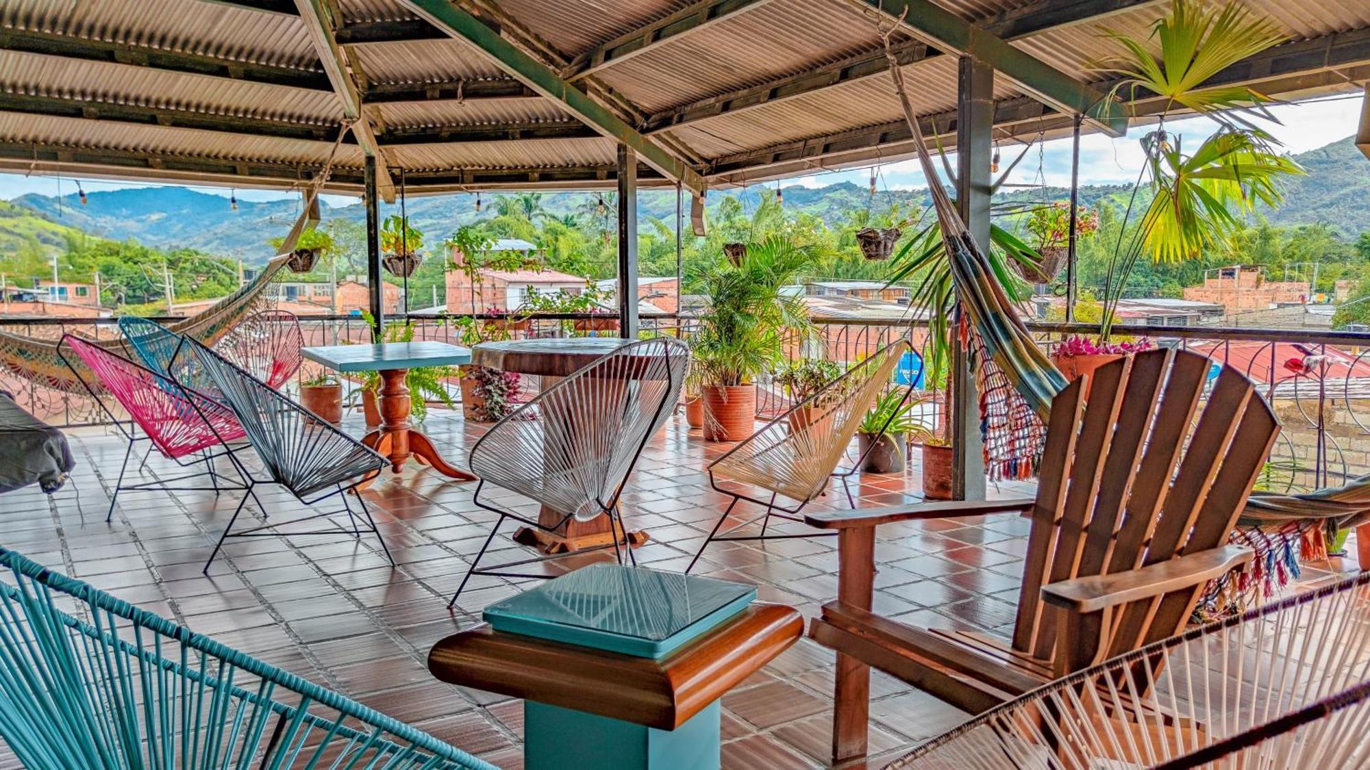 La Rosa Nautica Hostel Гуадуас Екстериор снимка