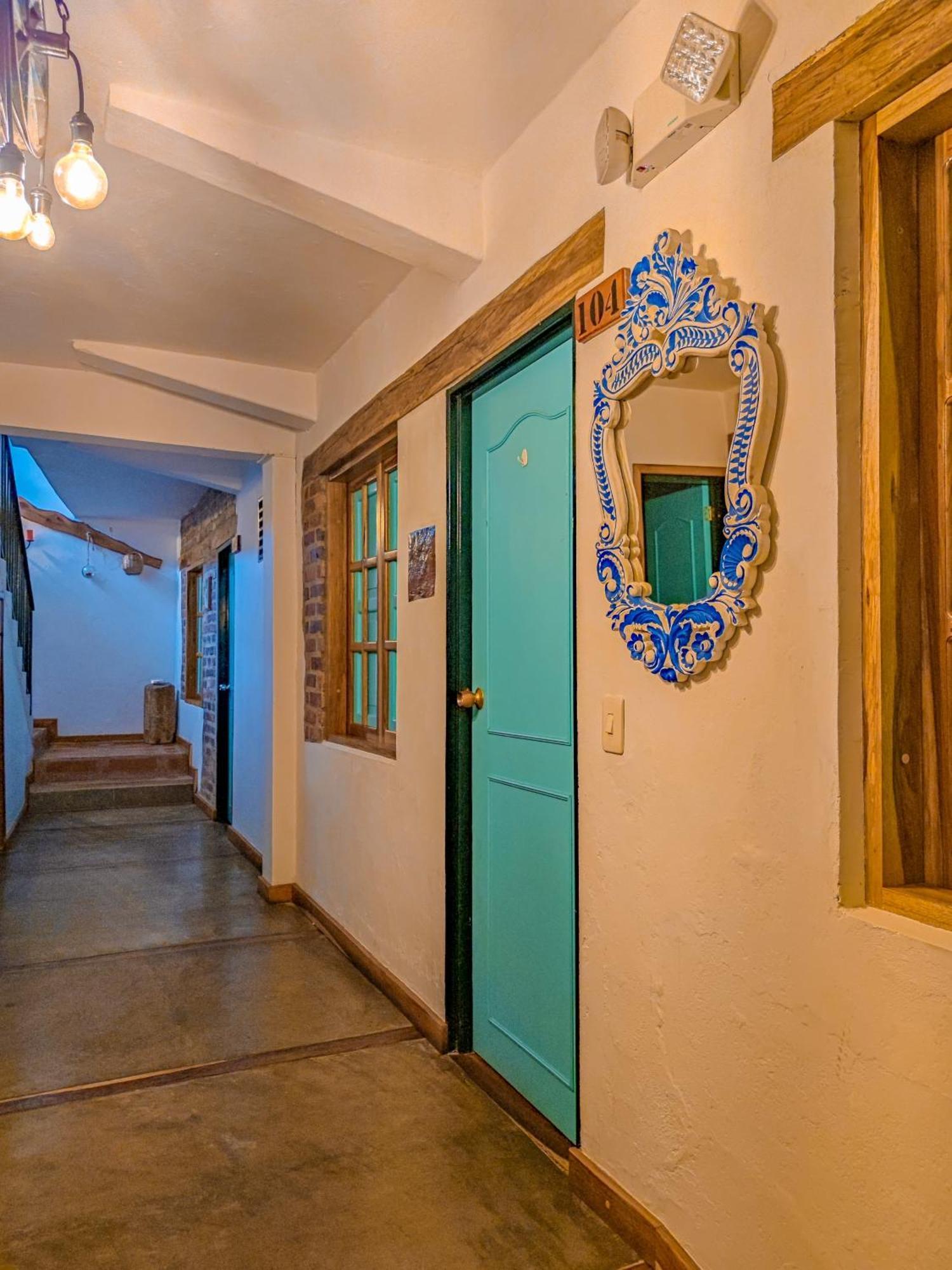 La Rosa Nautica Hostel Гуадуас Екстериор снимка