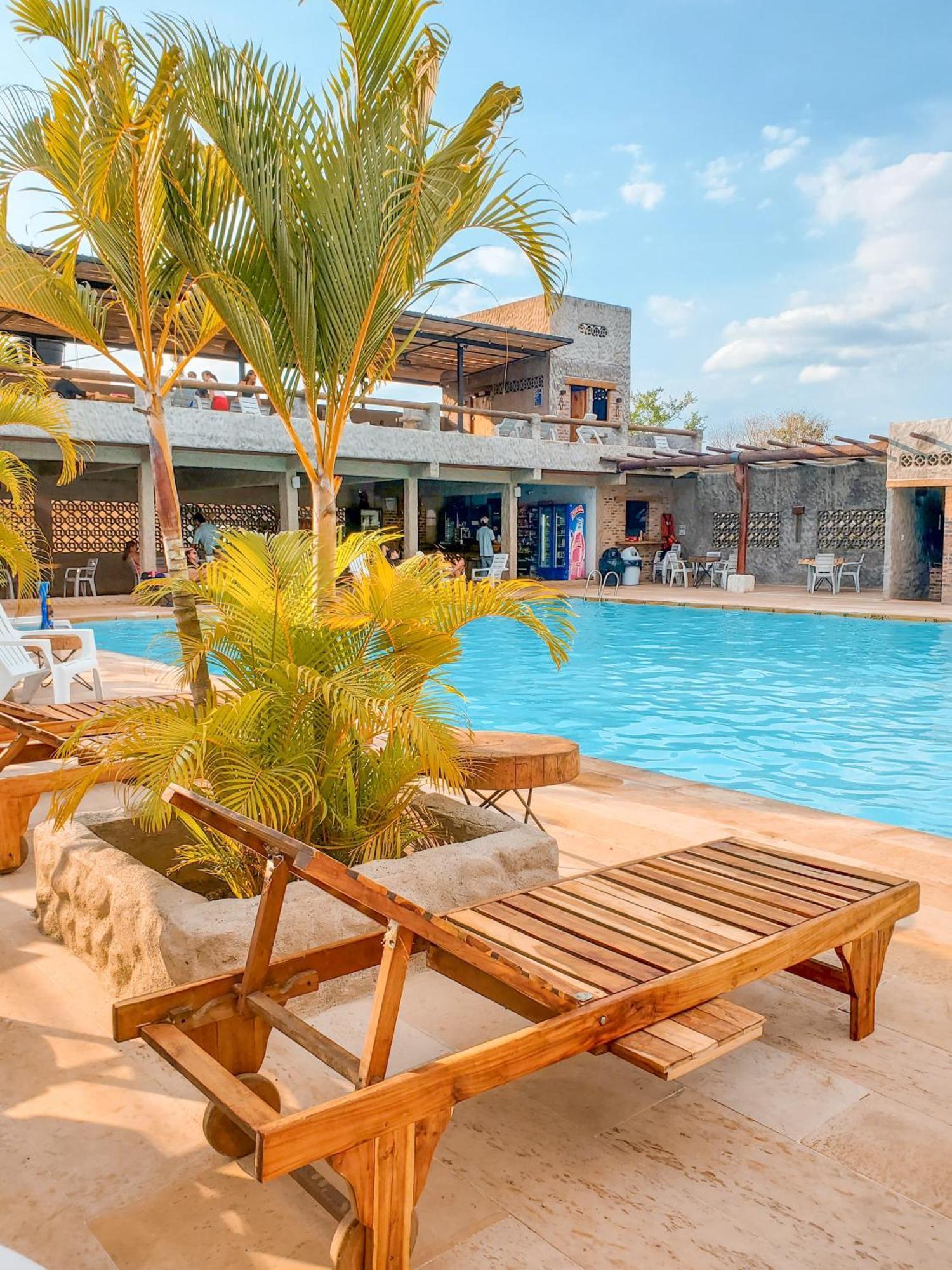 La Rosa Nautica Hostel Гуадуас Екстериор снимка