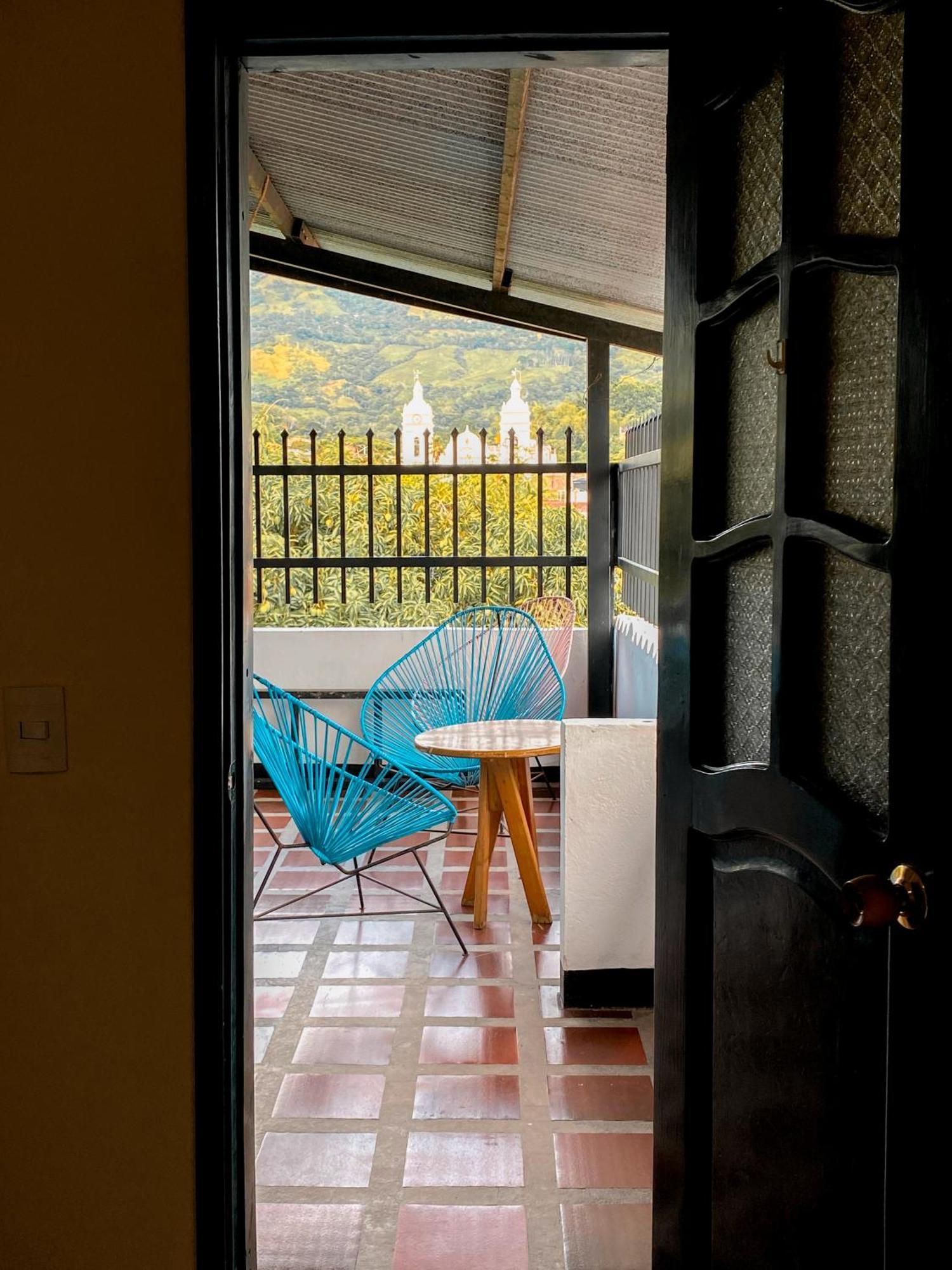 La Rosa Nautica Hostel Гуадуас Екстериор снимка