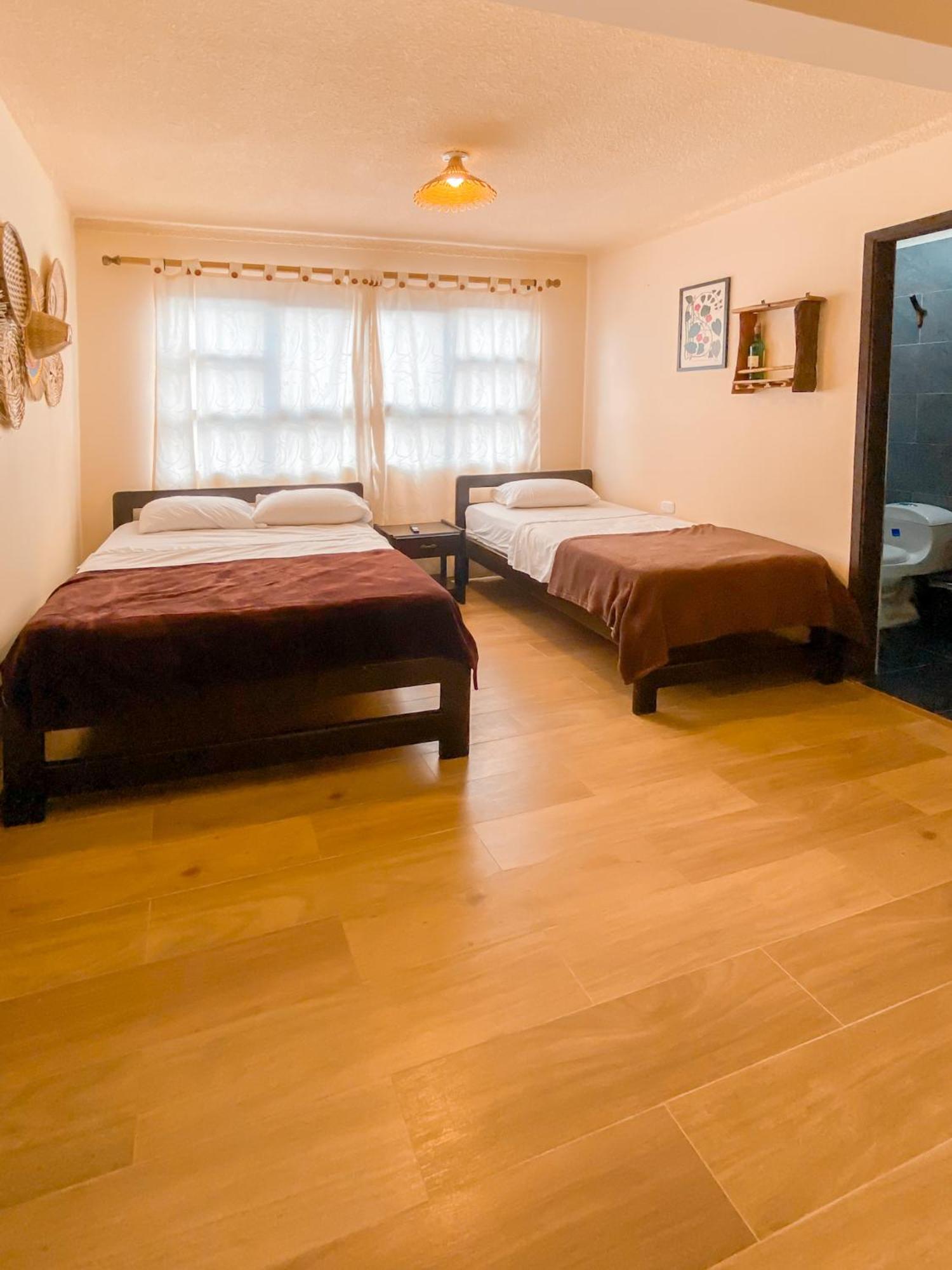 La Rosa Nautica Hostel Гуадуас Стая снимка