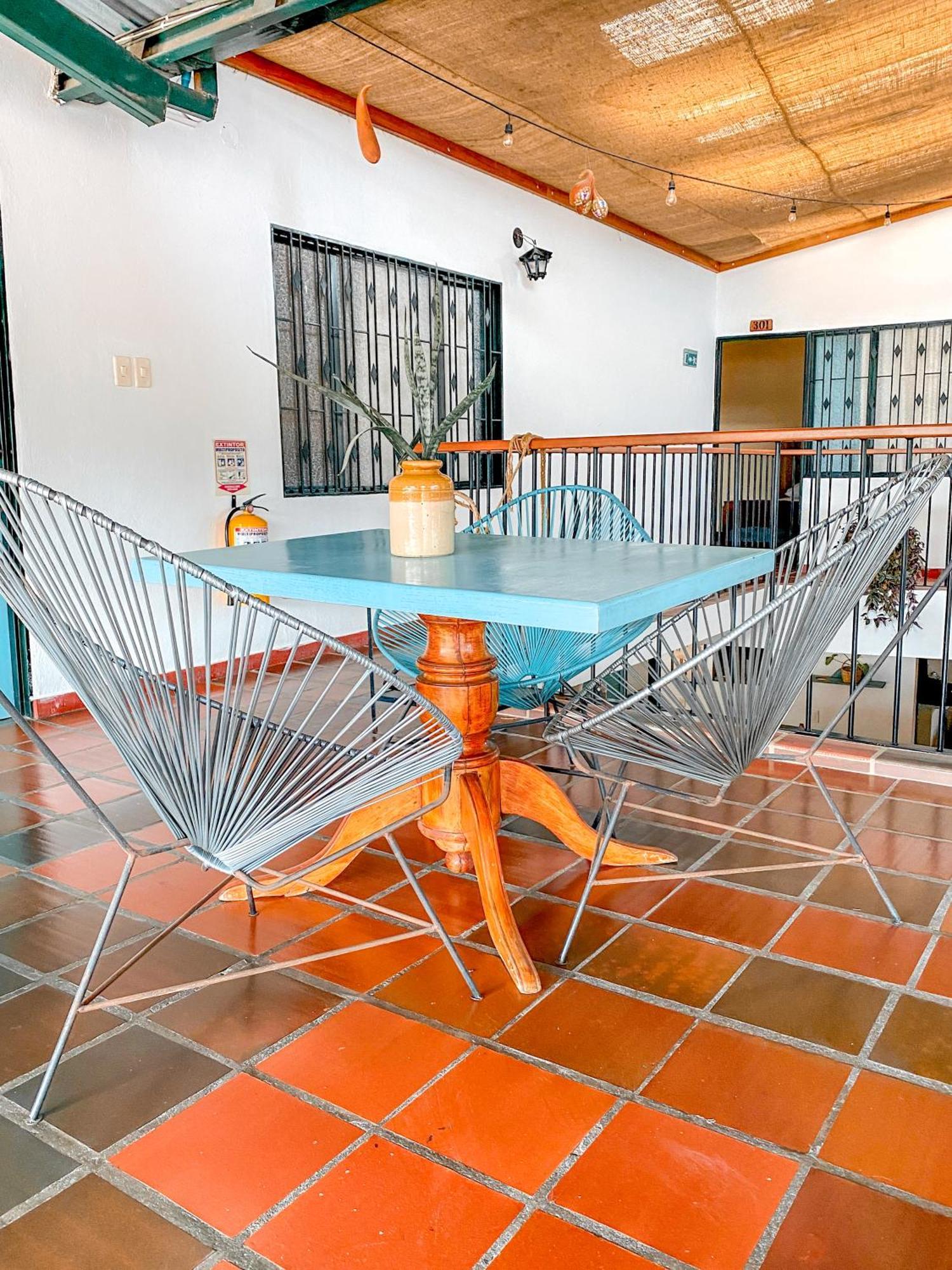 La Rosa Nautica Hostel Гуадуас Екстериор снимка