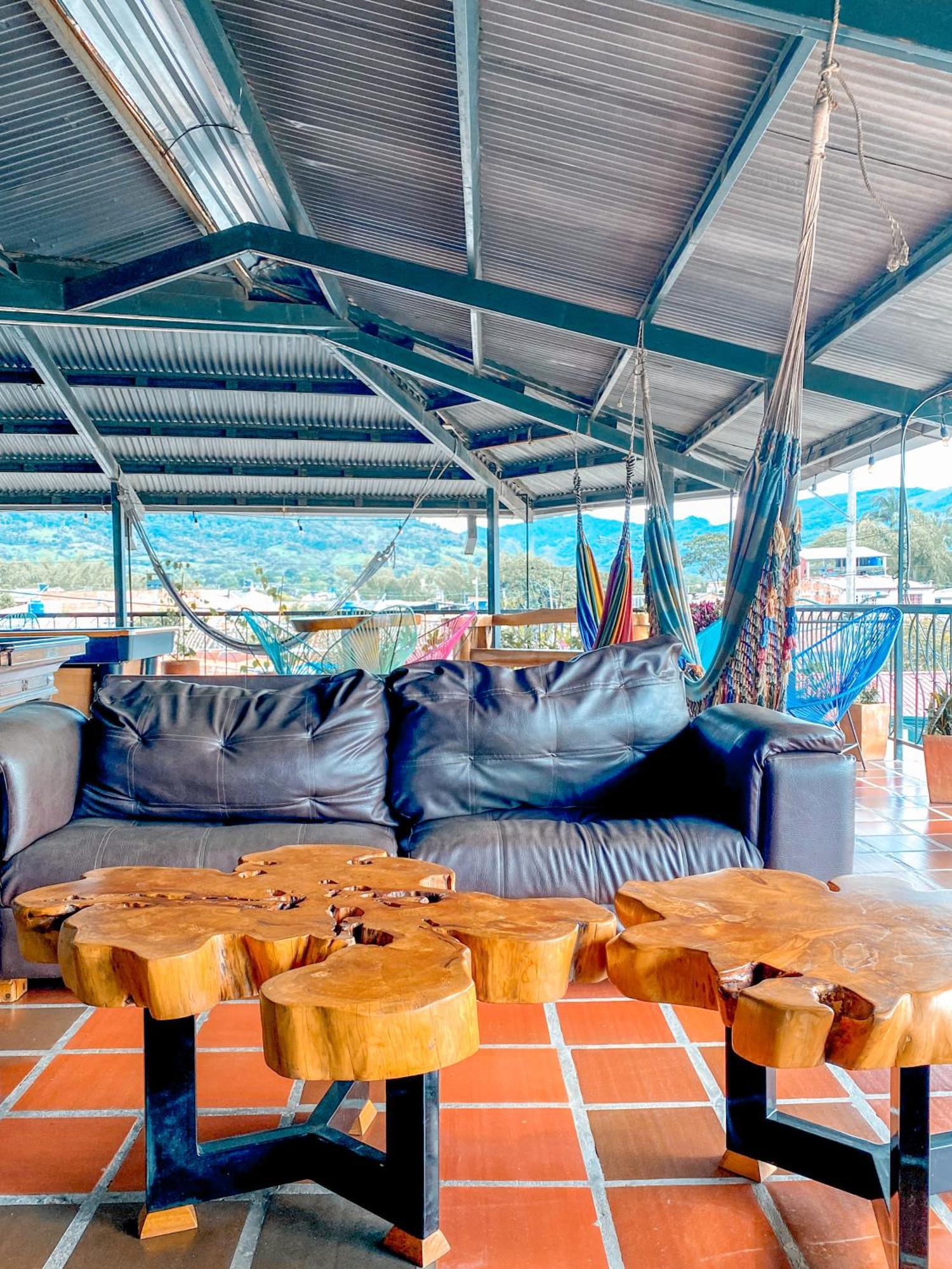 La Rosa Nautica Hostel Гуадуас Екстериор снимка