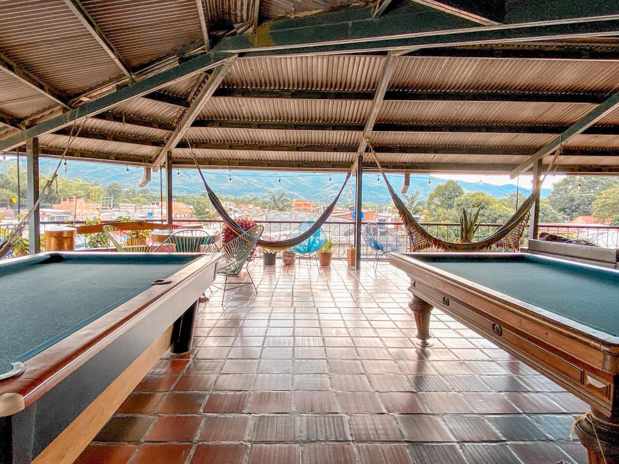 La Rosa Nautica Hostel Гуадуас Екстериор снимка