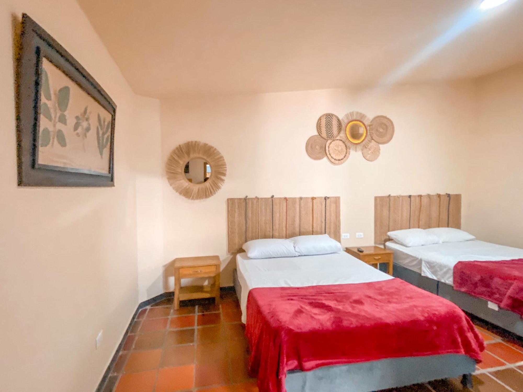 La Rosa Nautica Hostel Гуадуас Стая снимка