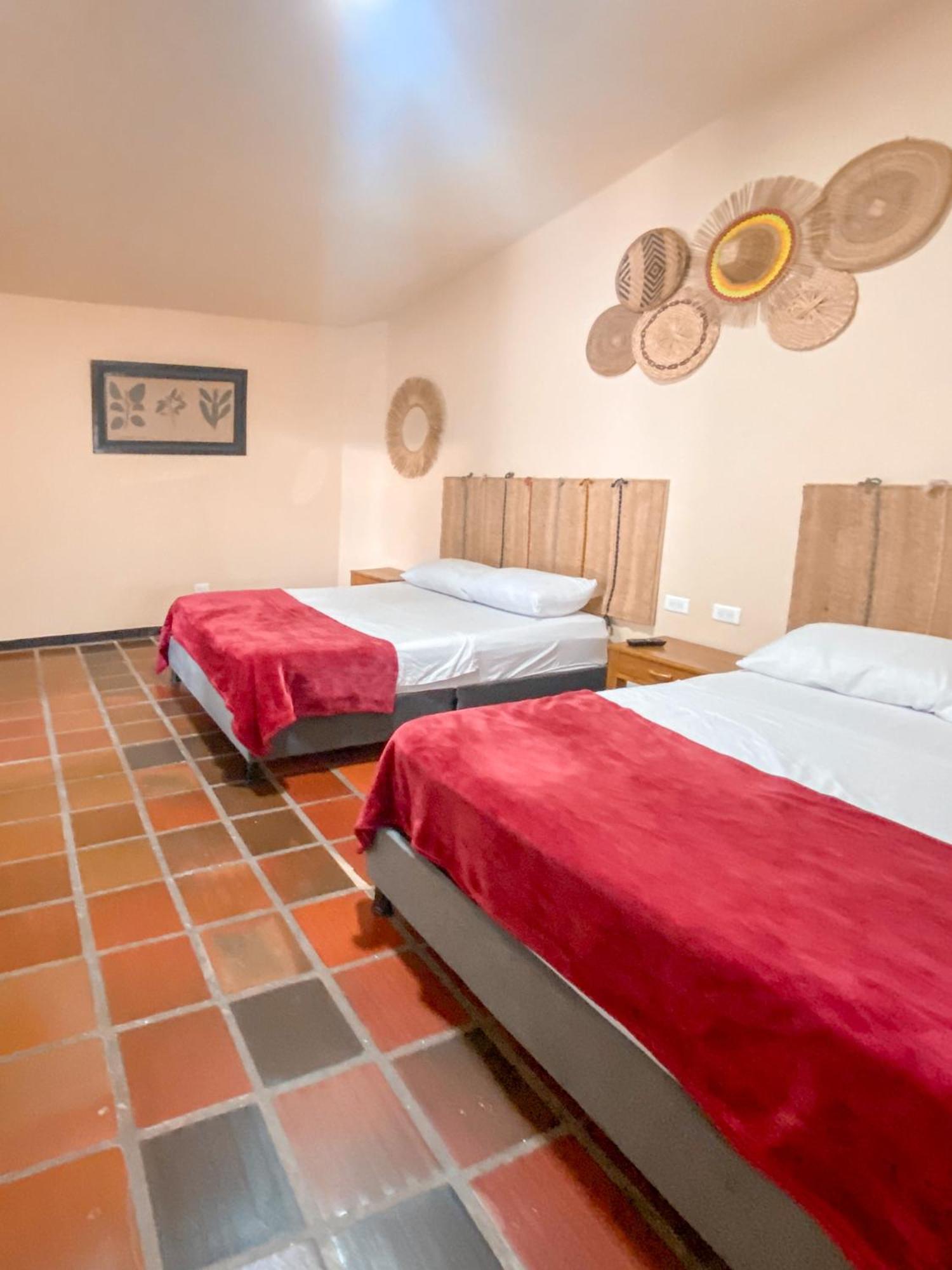 La Rosa Nautica Hostel Гуадуас Стая снимка